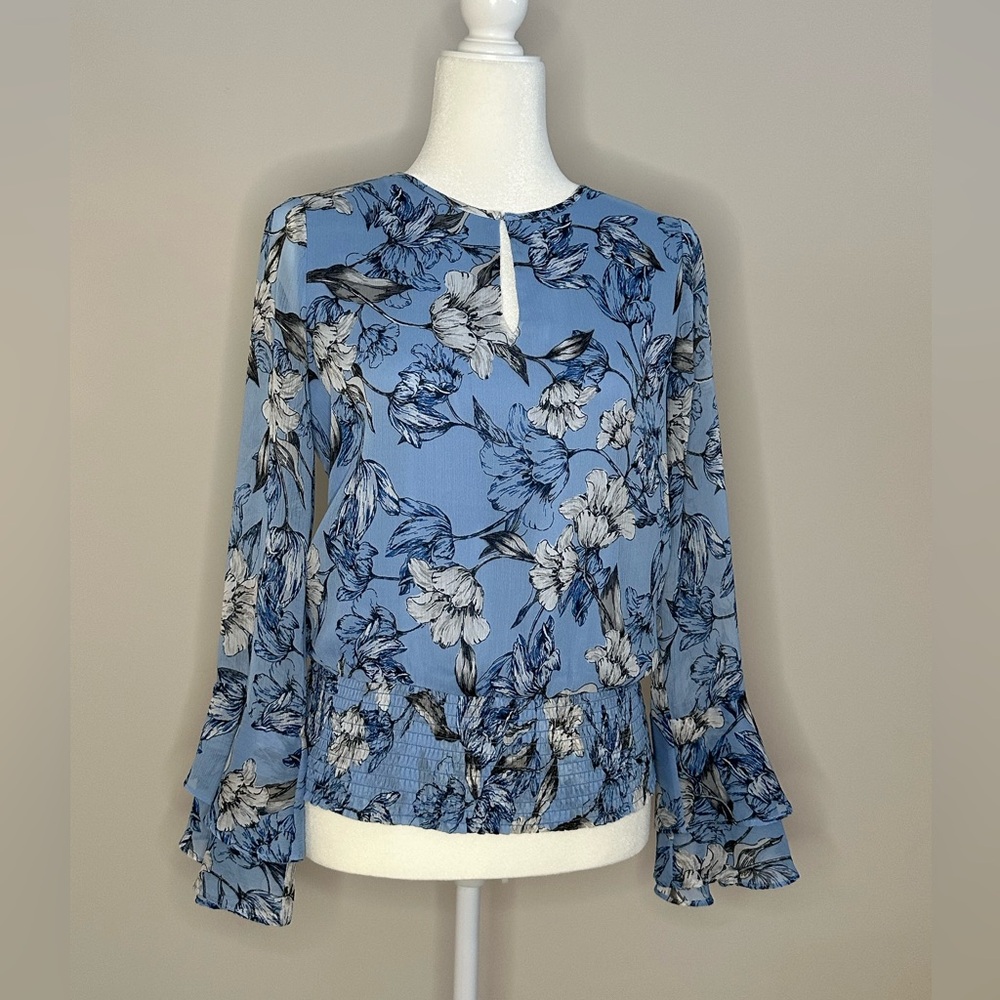White House Black Market Blue Floral Blouse